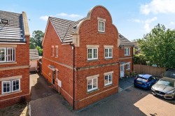 Images for Derisley Close, Byfleet, Surrey
