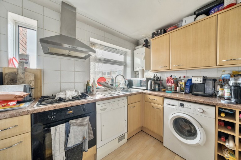 Images for Brantwood Gardens, West Byfleet, Surrey