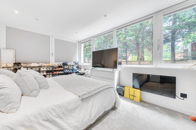 Images for Rosemount Avenue, West Byfleet, Surrey