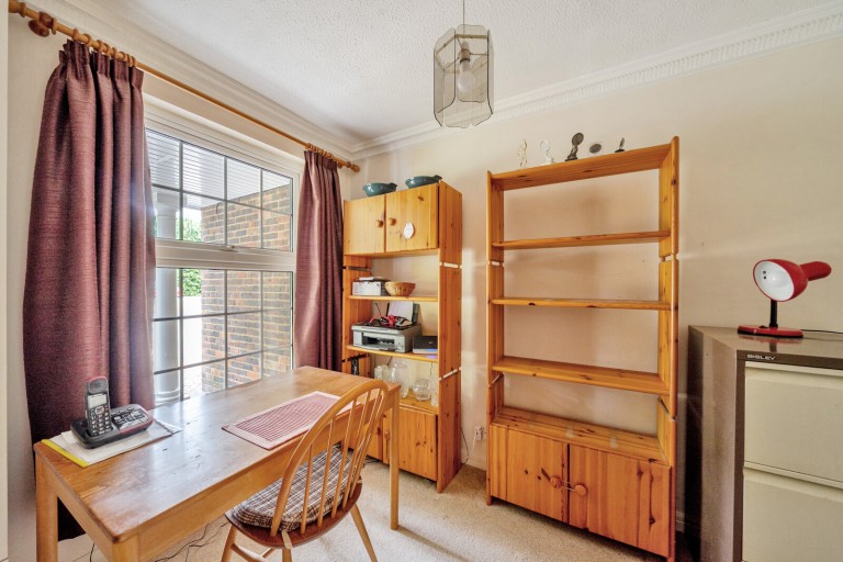 Images for Redcourt, Pyrford, Surrey