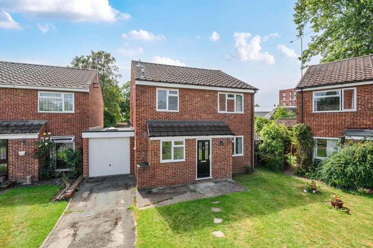 Images for Highfield Close, West Byfleet, Surrey