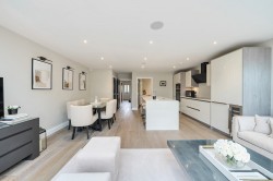 Images for Hawthorne Close, Byfleet, Surrey