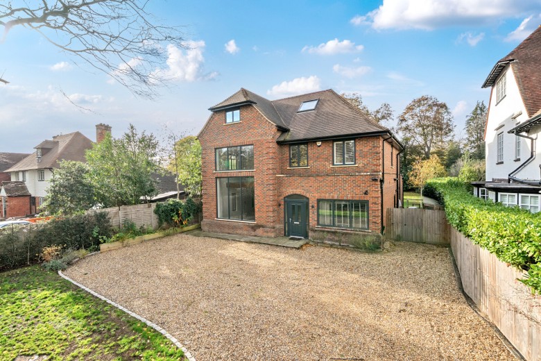 Click the photo for more details of Elmstead Road, West Byfleet, Surrey