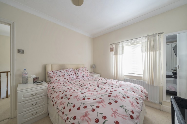 Images for Kings Road, New Haw, Surrey