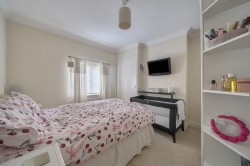 Images for Kings Road, New Haw, Surrey