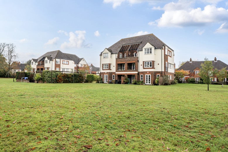 Click the photo for more details of St. Martins Mews, Pyrford, Surrey