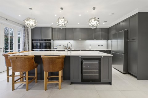 Click the photo for more details of Broadoaks Park Road, West Byfleet, Surrey