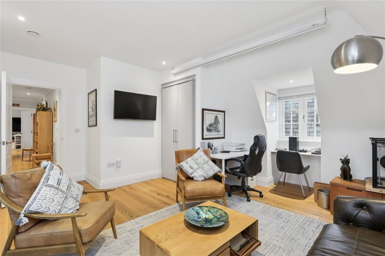 Images for Broadoaks Park Road, West Byfleet, Surrey