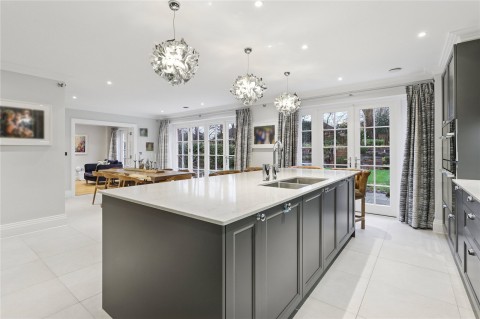 Click the photo for more details of Broadoaks Park Road, West Byfleet, Surrey