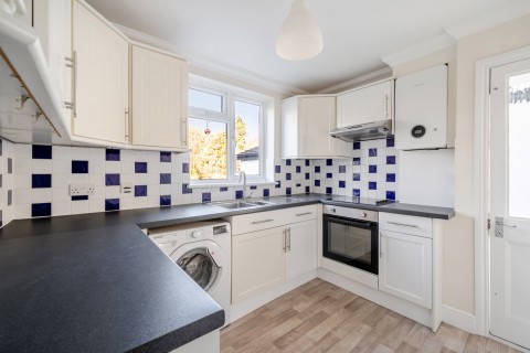 Click the photo for more details of Woodlands Avenue, West Byfleet, Surrey