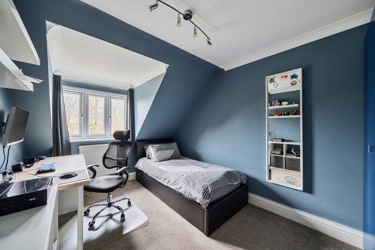 Images for St. Nicholas Crescent, Pyrford, Surrey