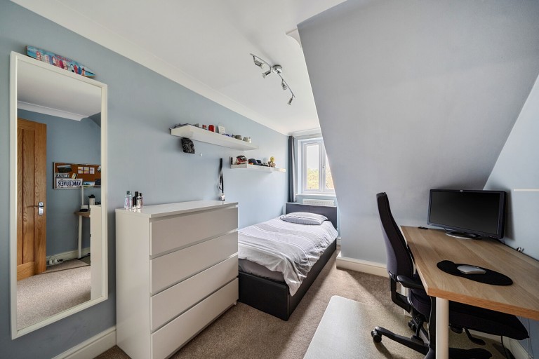 Images for St. Nicholas Crescent, Pyrford, Surrey
