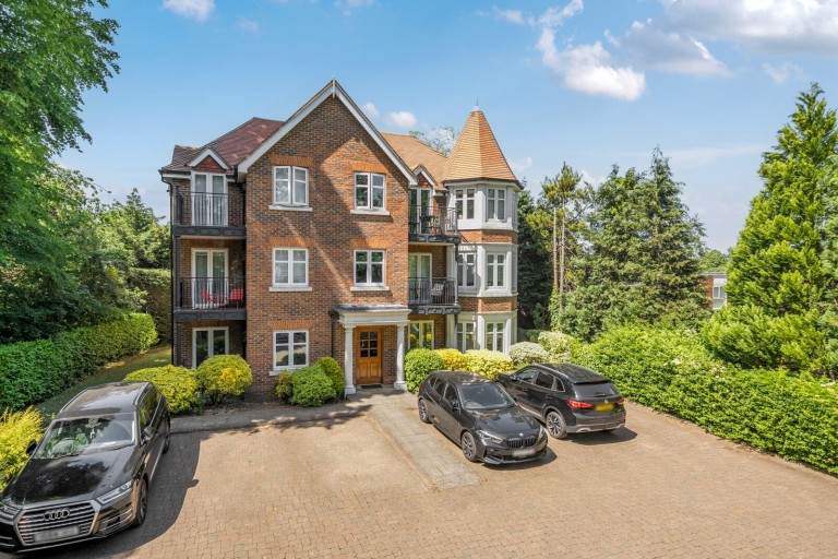 Images for Old Woking Road, West Byfleet, Surrey