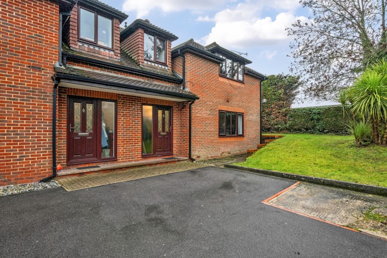 Click the photo for more details of Portsmouth Road, Ripley, Surrey