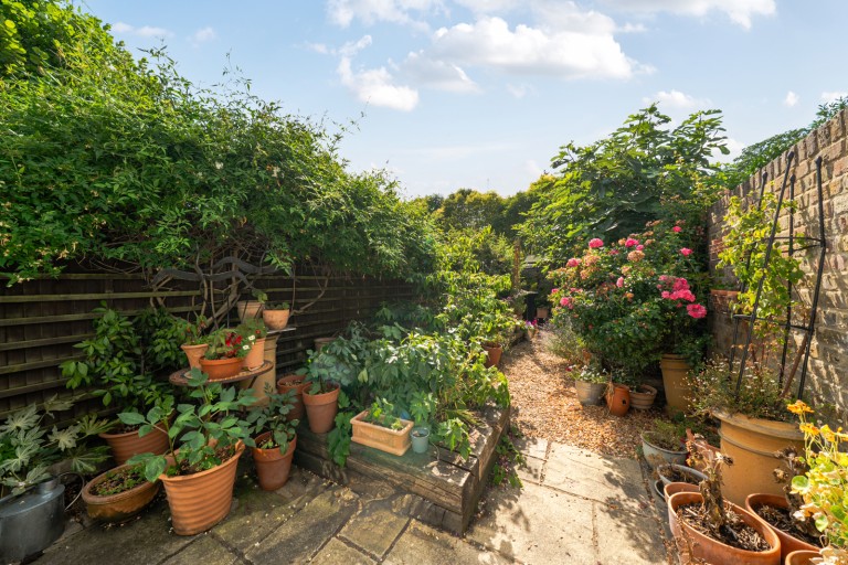 Images for Sanway Close, Byfleet, Surrey