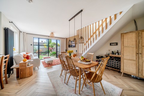 Click the photo for more details of Peatmore Avenue, Pyrford, Surrey