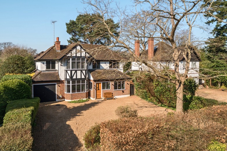 Click the photo for more details of Dartnell Park Road, West Byfleet, Surrey
