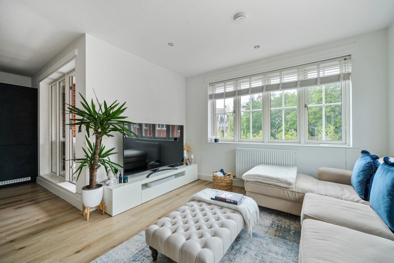 Images for Hobbs Close, West Byfleet, Surrey
