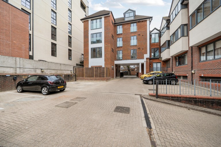 Images for Madeira Road, West Byfleet, Surrey