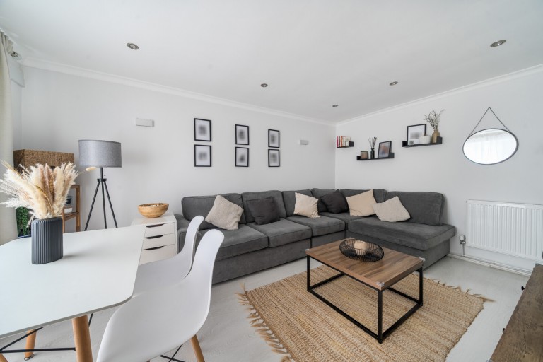 Images for Pinewood Park, New Haw, Surrey
