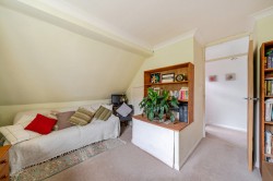 Images for Hamilton Avenue, Pyrford, Surrey