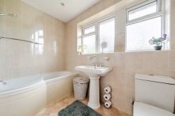Images for Hamilton Avenue, Pyrford, Surrey