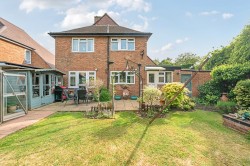 Images for Hamilton Avenue, Pyrford, Surrey
