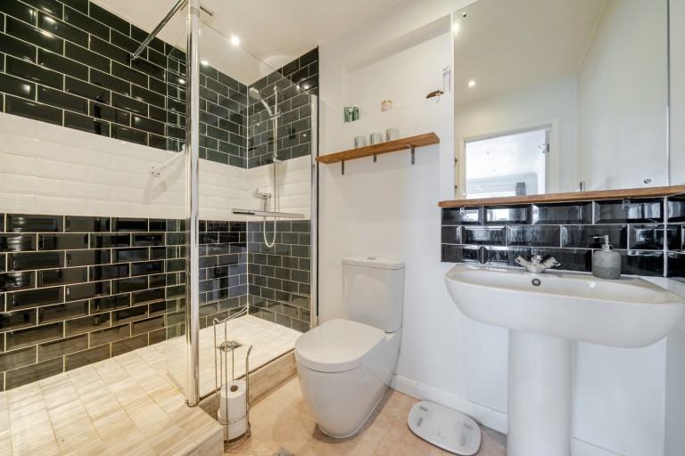 Images for Petersham Avenue, Byfleet, Surrey