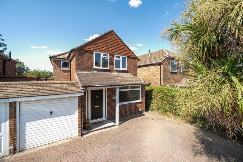 Click the photo for more details of Lake Close, Byfleet, Surrey