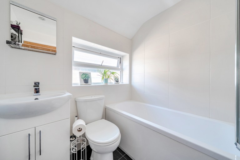 Images for Lake Close, Byfleet, Surrey
