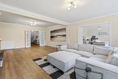 Click the photo for more details of Weybridge, Surrey