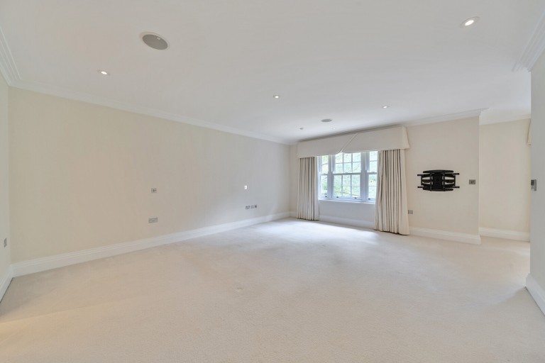 Images for Granville Close, Weybridge, Surrey