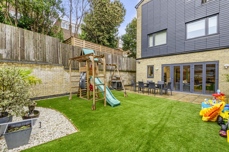 Images for Blackness Lane, Woking, Surrey