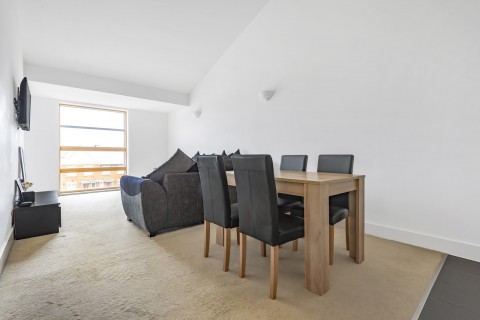 Click the photo for more details of Pretoria Road, Chertsey, Surrey