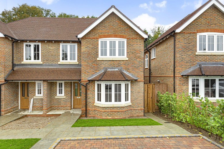 Click the photo for more details of The Orchard, Bousley Rise, Ottershaw, KT16
