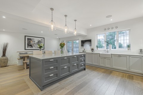 Click the photo for more details of Spinney Hill, Addlestone, KT15