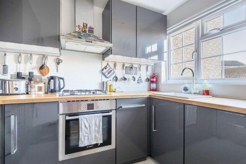 Click the photo for more details of Finnart Close, Weybridge, Surrey