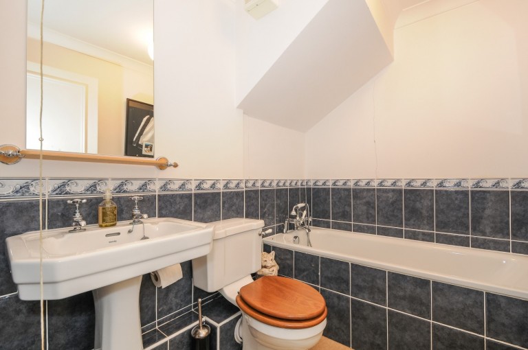 Images for Pine Grove, Weybridge, Surrey