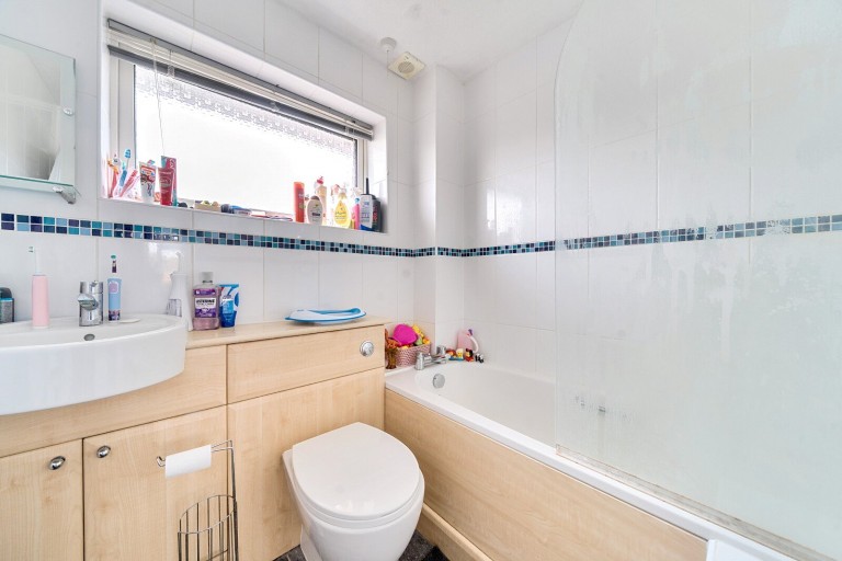 Images for Avon Close, Addlestone, Surrey