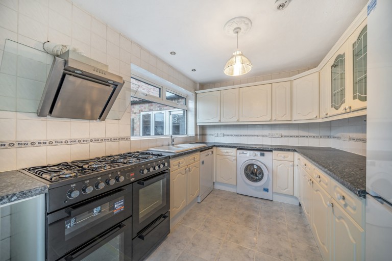 Images for Avon Close, Addlestone, KT15