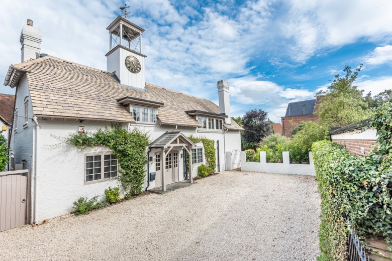 Click the photo for more details of 3 Weybridge Park, Weybridge, KT13