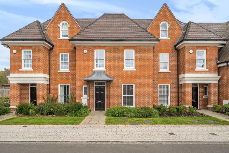 Images for Broadoaks Park Road, West Byfleet, Surrey