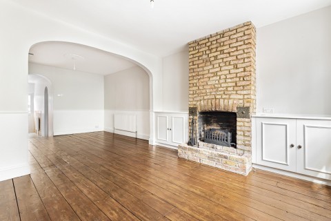 Click the photo for more details of Beech Road, Weybridge, KT13
