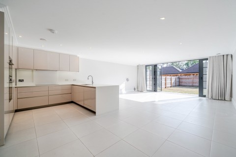 Click the photo for more details of Broadoaks Park Road, West Byfleet, Surrey