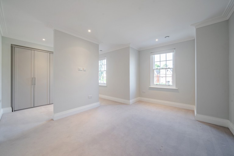 Images for Broadoaks Park Road, West Byfleet, Surrey