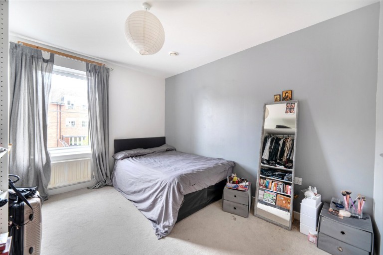 Images for Addlestone, Surrey