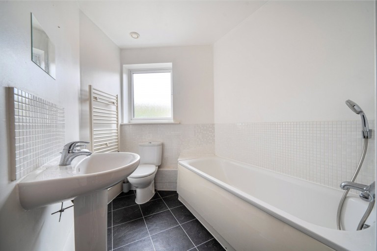 Images for Addlestone, Surrey