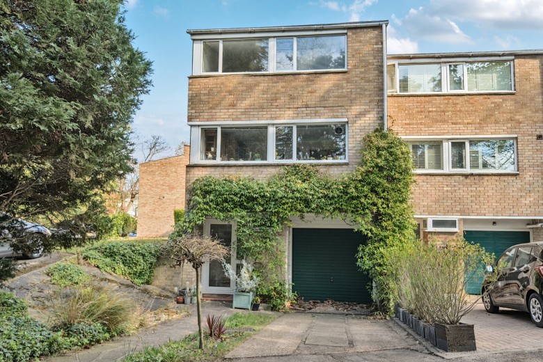Click the photo for more details of Belmont, Weybridge, KT13