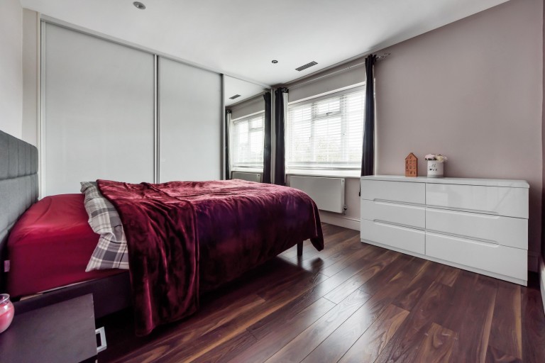 Images for Drynham Park, Weybridge, Surrey