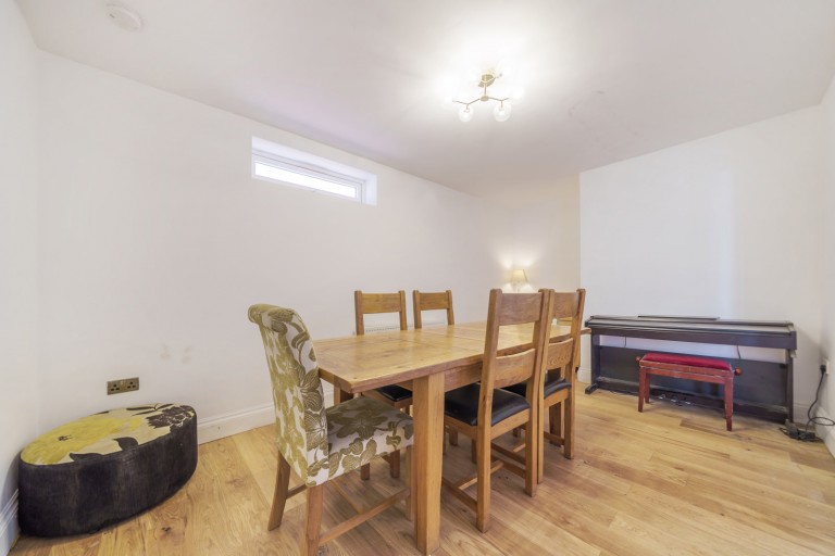 Images for Oakhill Road, Addlestone, Surrey